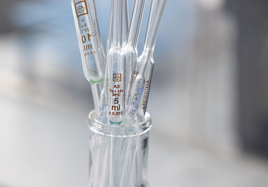 prove-clinical-laboratories-home-about-900x600px-2